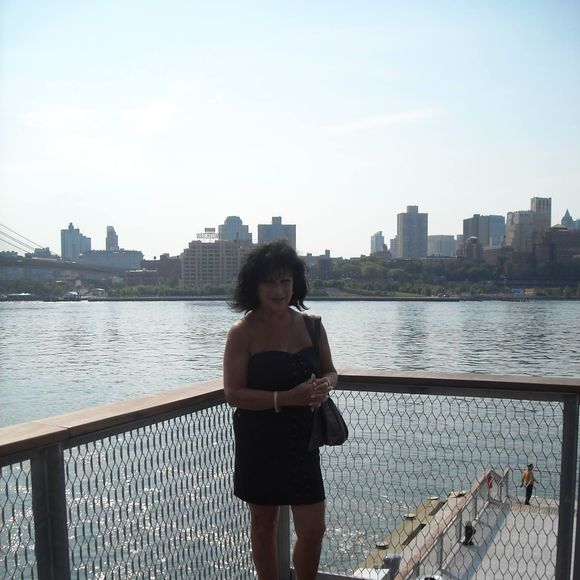 Meet your Posher, Martha - Picture 1 of 1